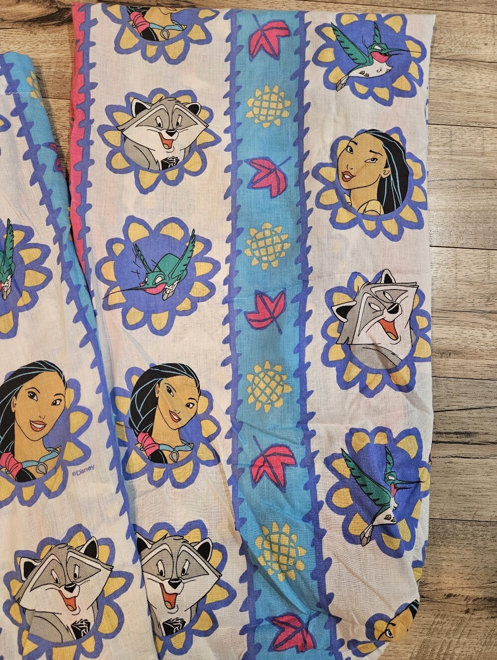 Vintage Disney Pocahontas Toddler Size Sheet set and Pillowcase USA - Picture 4 of 4